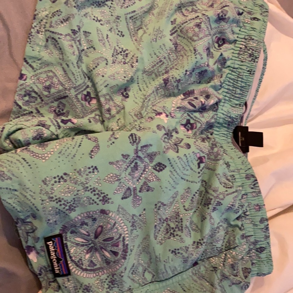 Extra large Patagonia kids shorts